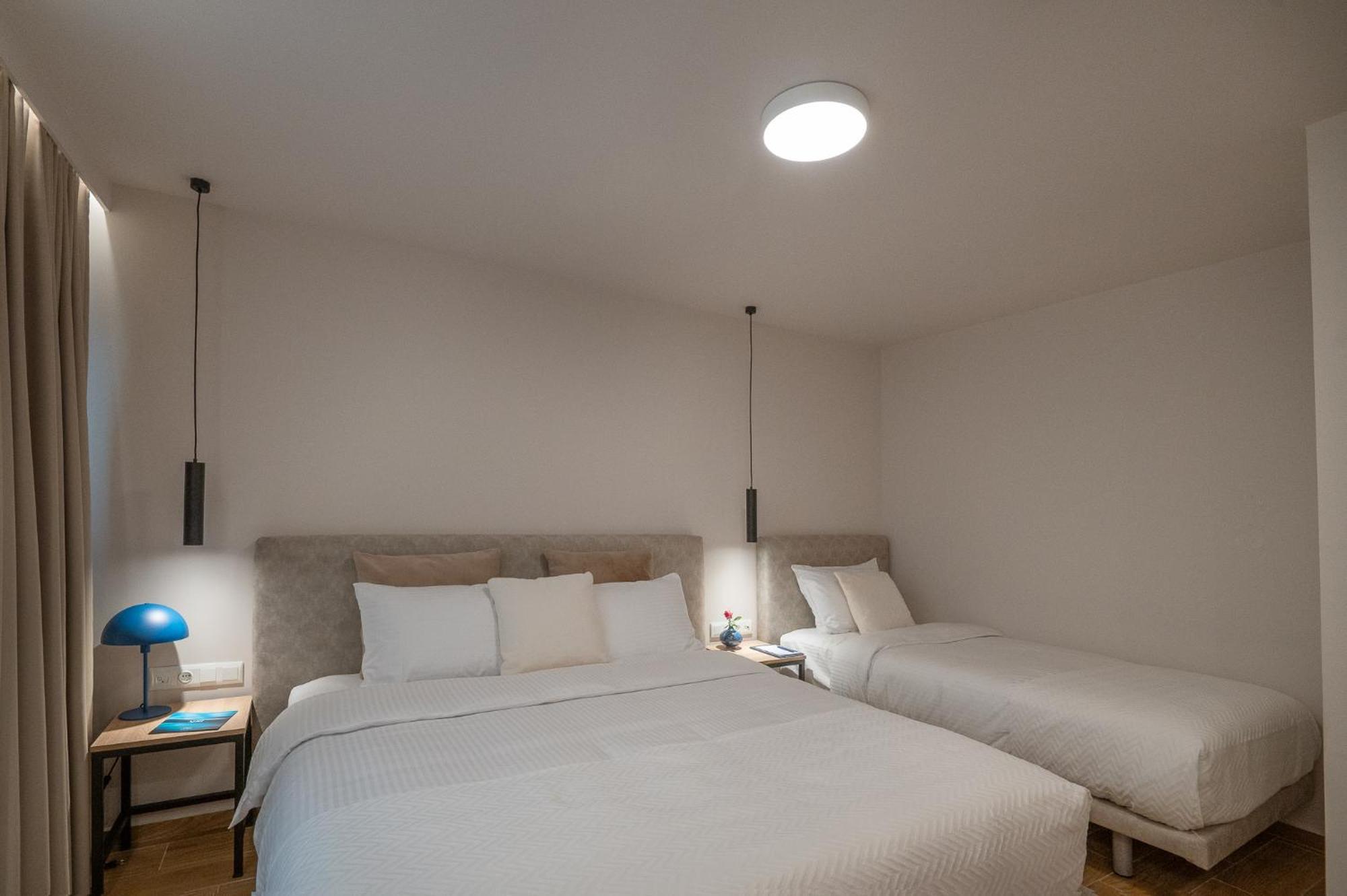Ira - Ηρα Hotel Kalamáta Buitenkant foto